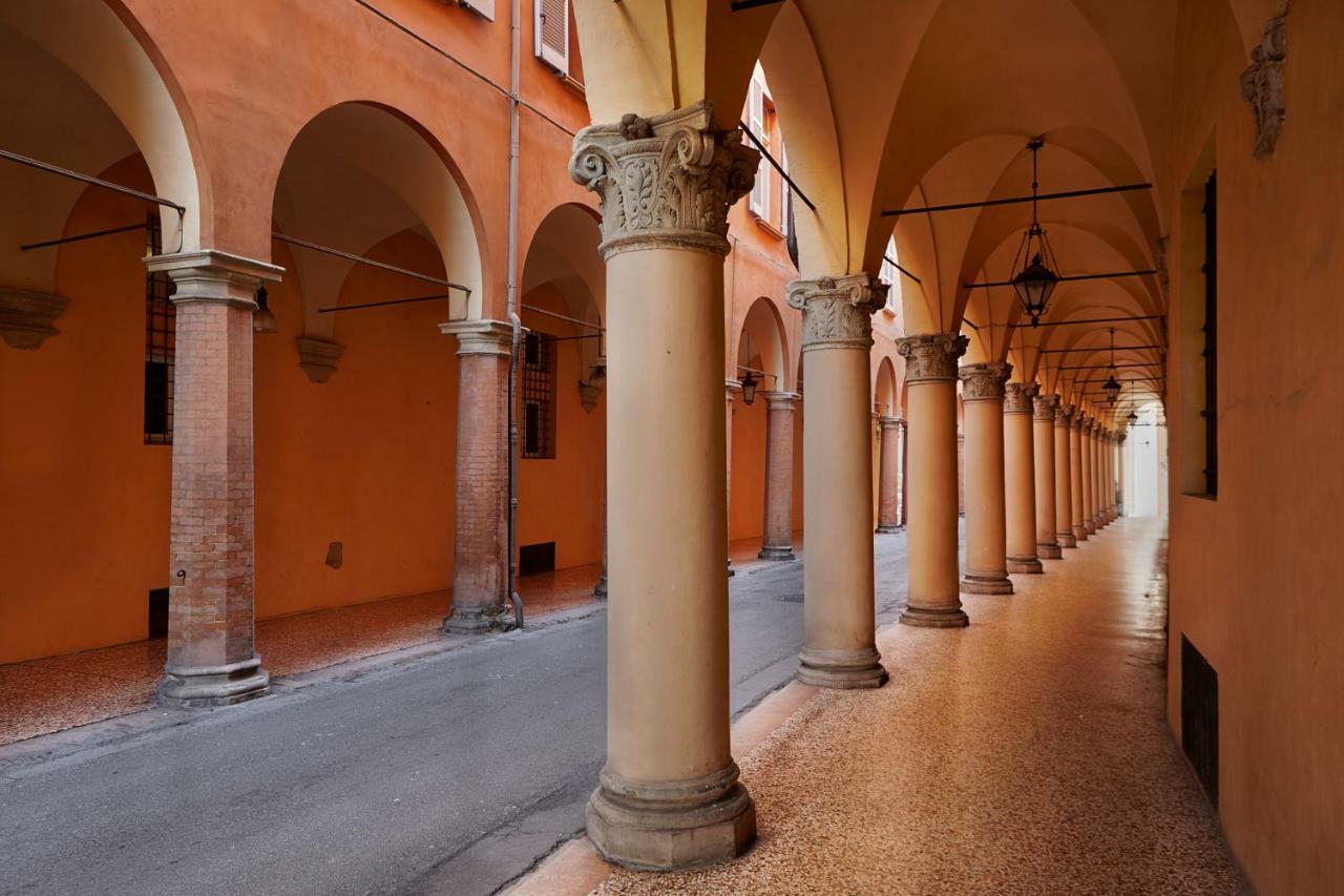 Bed and Breakfast Palazzo Di Alcina - Residenza D'Epoca - Luxury- Bologna Exterior foto